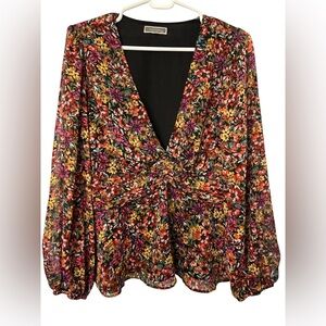 PLEIONE V-NECK PUFF SLEEVE TOP